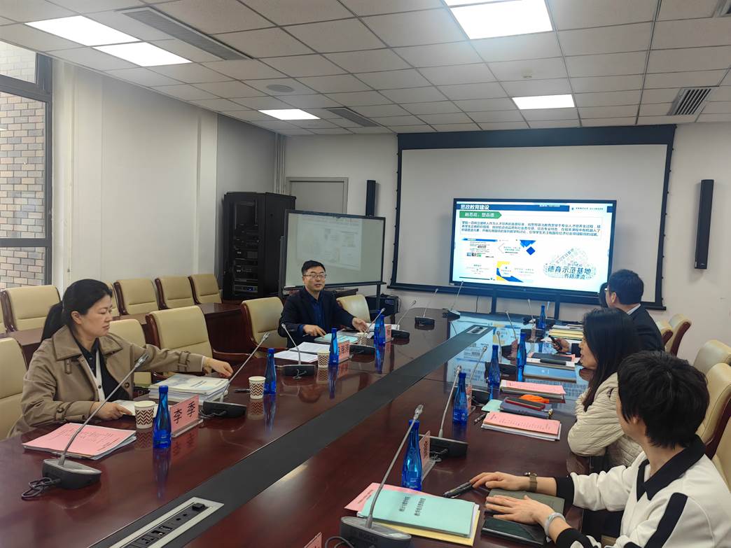 80c9bde23e6fc254231a2a753a63bb4